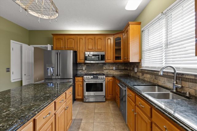 8818 Lazy River Drive, Harrison, TN 37341