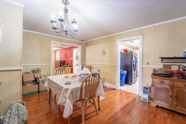 349 S Dade 163, Greenfield, MO 65661