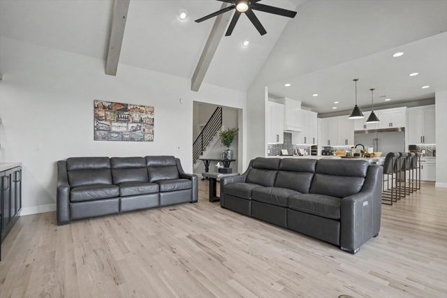 1610 W 115th Place S, Jenks, OK 74037