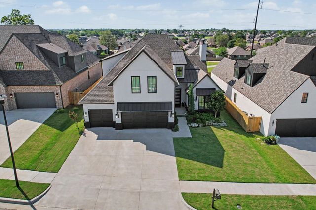 1610 W 115th Place S, Jenks, OK 74037