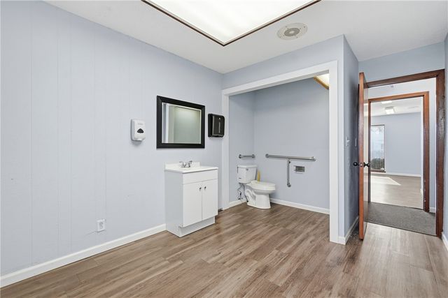 1102 W Poplar Place, Rogers, AR 72756