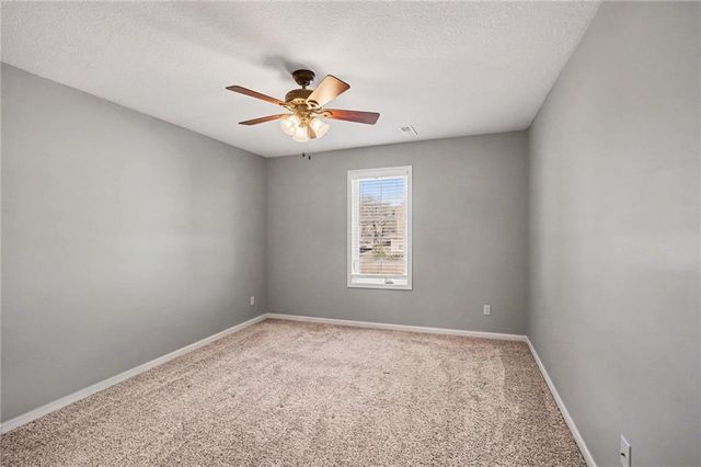 10905 W 115th Street, Overland Park, KS 66210