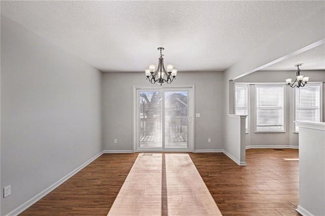 10905 W 115th Street, Overland Park, KS 66210