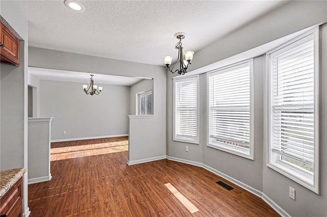 10905 W 115th Street, Overland Park, KS 66210