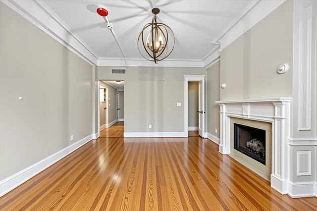 464 Commonwealth Ave 31, Boston, MA 02215