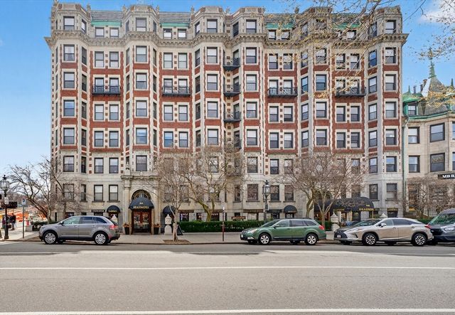 464 Commonwealth Ave 31, Boston, MA 02215