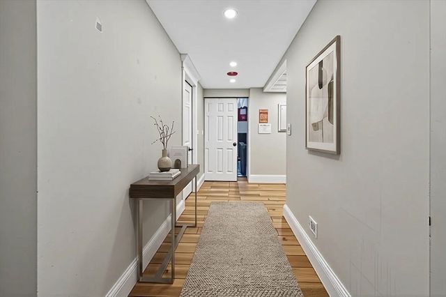 464 Commonwealth Ave 31, Boston, MA 02215