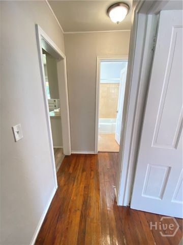 1812 E 39th Street, Savannah, GA 31404