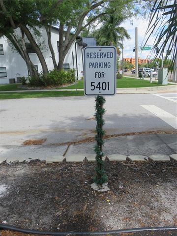 5401 SWEETWATER TERRACE CIRCLE 5401, Tampa, FL 33634