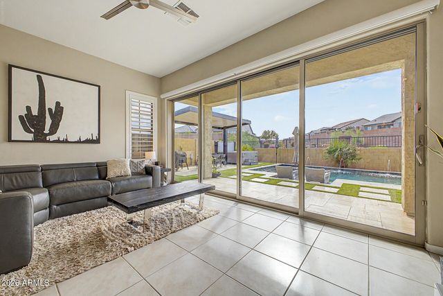 16414 S 8TH Way, Phoenix, AZ 85048