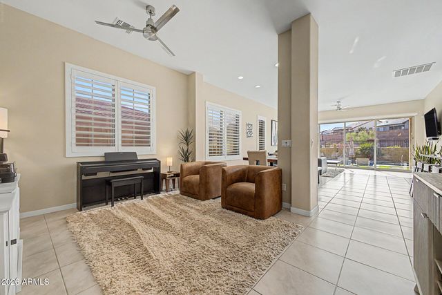 16414 S 8TH Way, Phoenix, AZ 85048