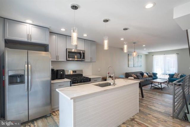 2621 FEDERAL ST, Philadelphia, PA 19146