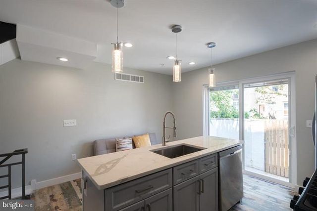 2621 FEDERAL ST, Philadelphia, PA 19146