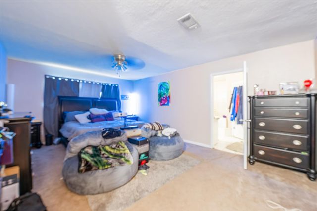10827 Braes Forest Drive, Houston, TX 77071
