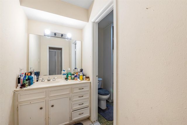 10827 Braes Forest Drive, Houston, TX 77071