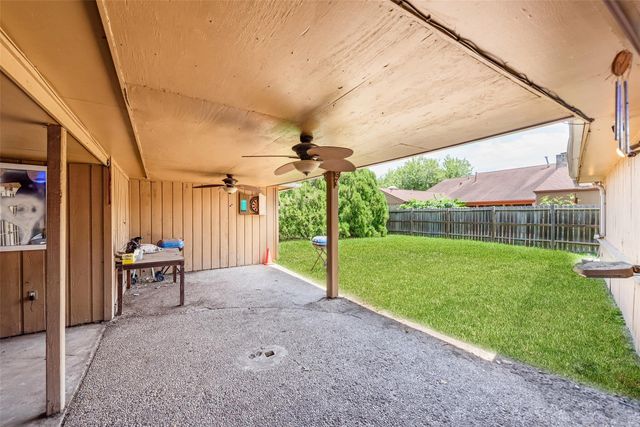10827 Braes Forest Drive, Houston, TX 77071