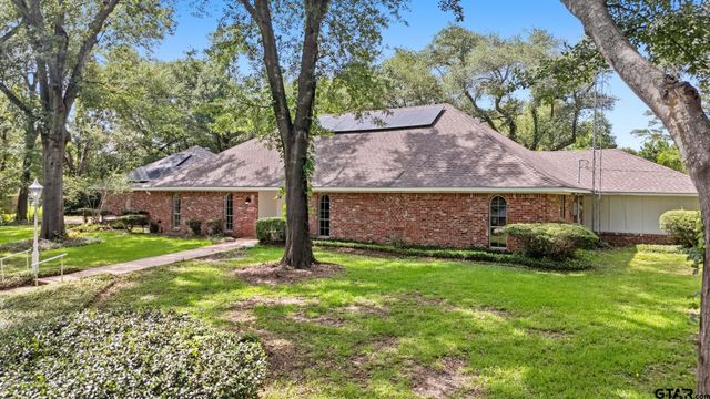 1004 Jeff Davis, Tyler, TX 75703