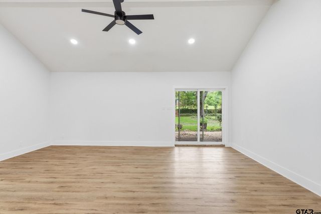 1004 Jeff Davis, Tyler, TX 75703