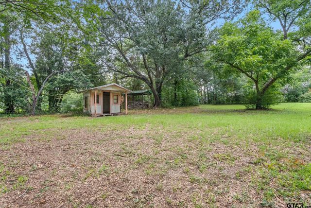 1004 Jeff Davis, Tyler, TX 75703