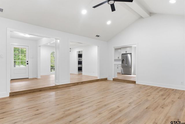 1004 Jeff Davis, Tyler, TX 75703