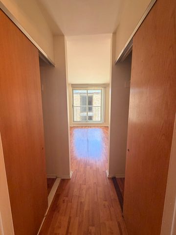 1950 CHERRY Lane 316, Northbrook, IL 60062