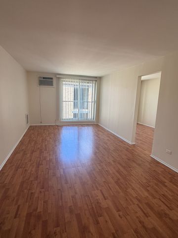 1950 CHERRY Lane 316, Northbrook, IL 60062