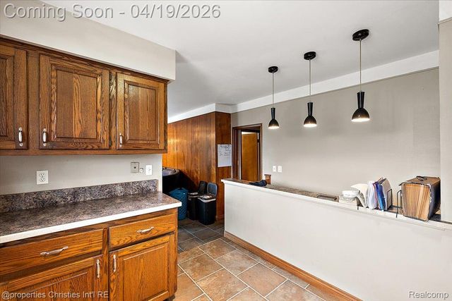 38482 Applewood Street, Clinton Charter Township, MI 48036