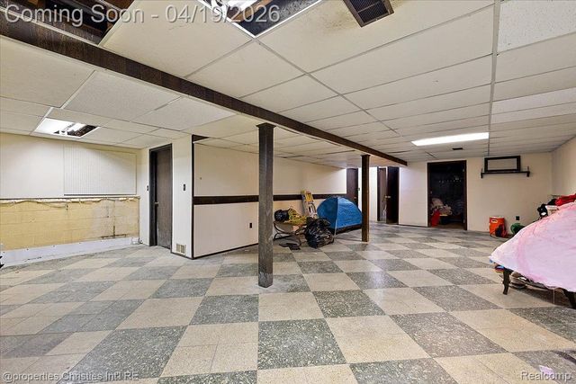 38482 Applewood Street, Clinton Charter Township, MI 48036