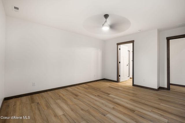 2212 Maverick Ct, Sandpoint, ID 83864