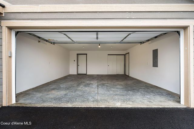 2212 Maverick Ct, Sandpoint, ID 83864