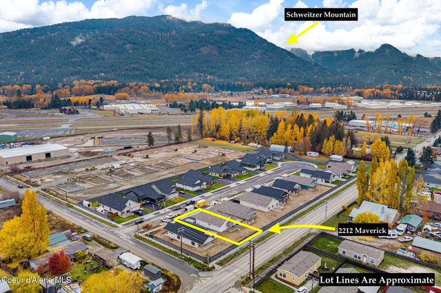 2212 Maverick Ct, Sandpoint, ID 83864