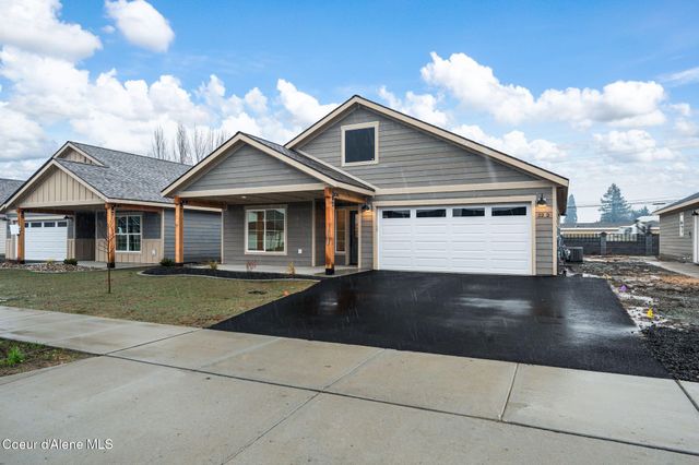 2212 Maverick Ct, Sandpoint, ID 83864