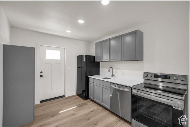 2447 ARROWHEAD TRL, Santa Clara, UT 84765