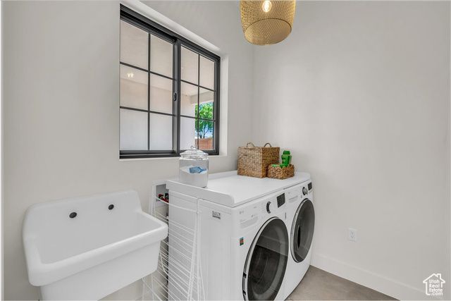 2447 ARROWHEAD TRL, Santa Clara, UT 84765