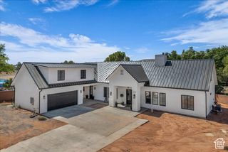 2447 ARROWHEAD TRL, Santa Clara, UT 84765