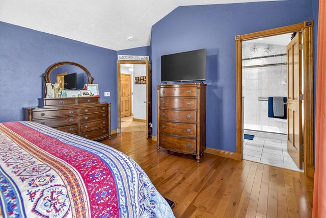 1795 GATEWAY MEADOWS LANE, Neenah, WI 54956