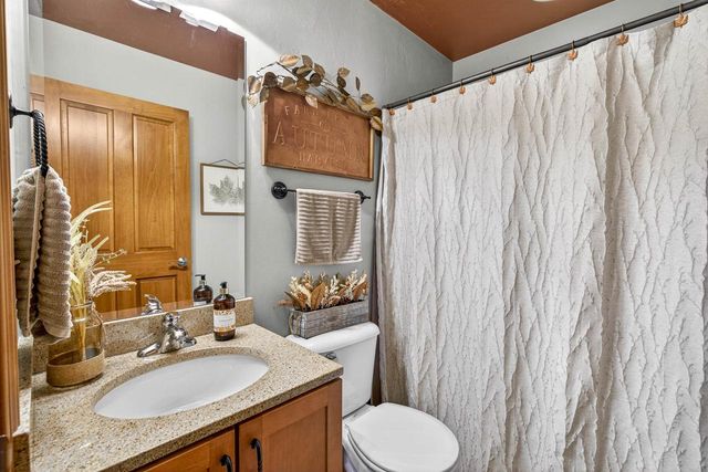 1795 GATEWAY MEADOWS LANE, Neenah, WI 54956