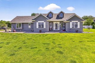 1795 GATEWAY MEADOWS LANE, Neenah, WI 54956