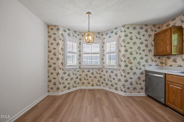 8321 Hempshire Place 104, Raleigh, NC 27613