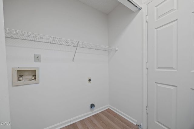 8321 Hempshire Place 104, Raleigh, NC 27613