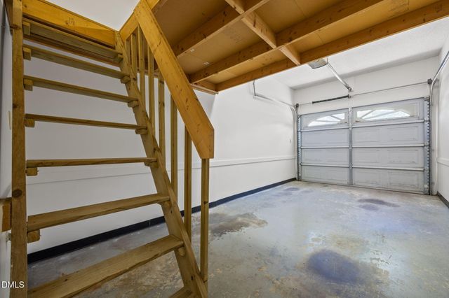 8321 Hempshire Place 104, Raleigh, NC 27613