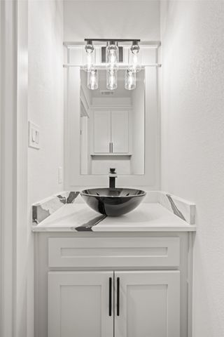 3707 N Elm Street, Fort Worth, TX 76106