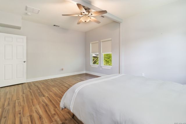 944 Fulton Ave, San Antonio, TX 78201