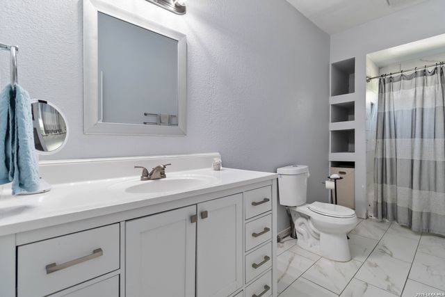 944 Fulton Ave, San Antonio, TX 78201