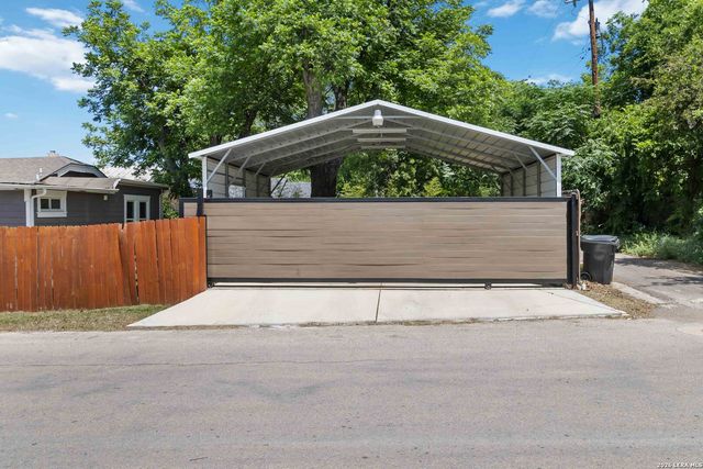 944 Fulton Ave, San Antonio, TX 78201