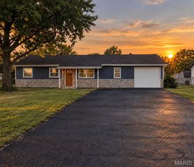 403 Prince Charles Drive, O'fallon, MO 63366