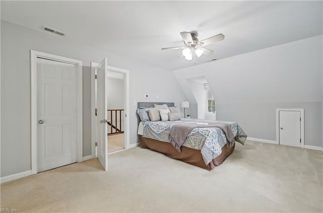 32 Little Florida RD, Poquoson, VA 23662