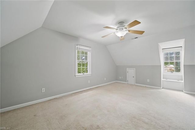 32 Little Florida RD, Poquoson, VA 23662