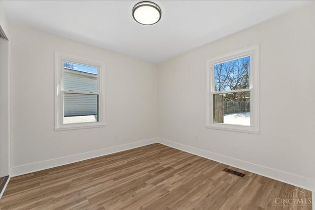 3373 Kathy Lane, Cincinnati, OH 45238