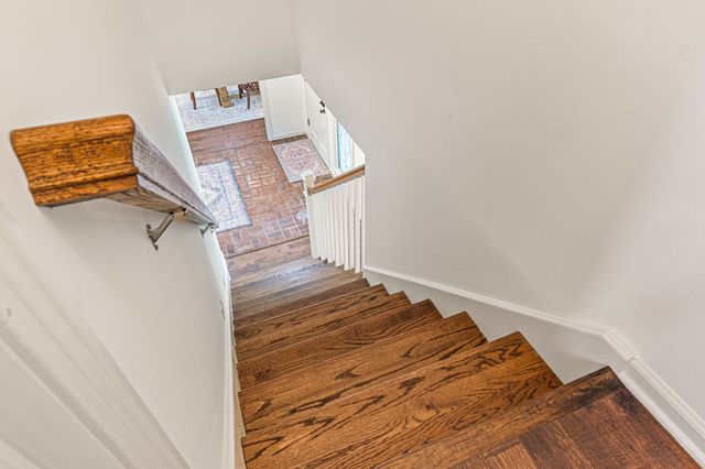 1058 Greenwood Ct, Gallatin, TN 37066